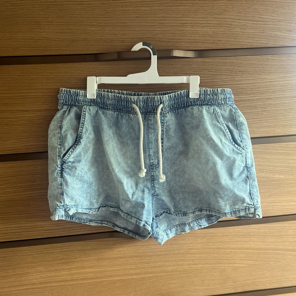 Celebrity Pink Blue Jean Shorts Distressed Cut-Off
